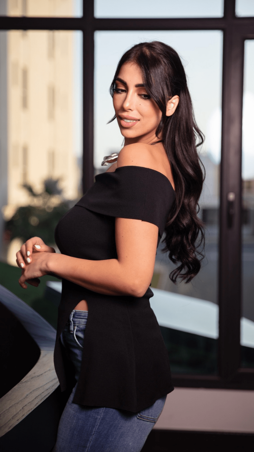 Chic Off - Shoulder Wool Top - WaedLine