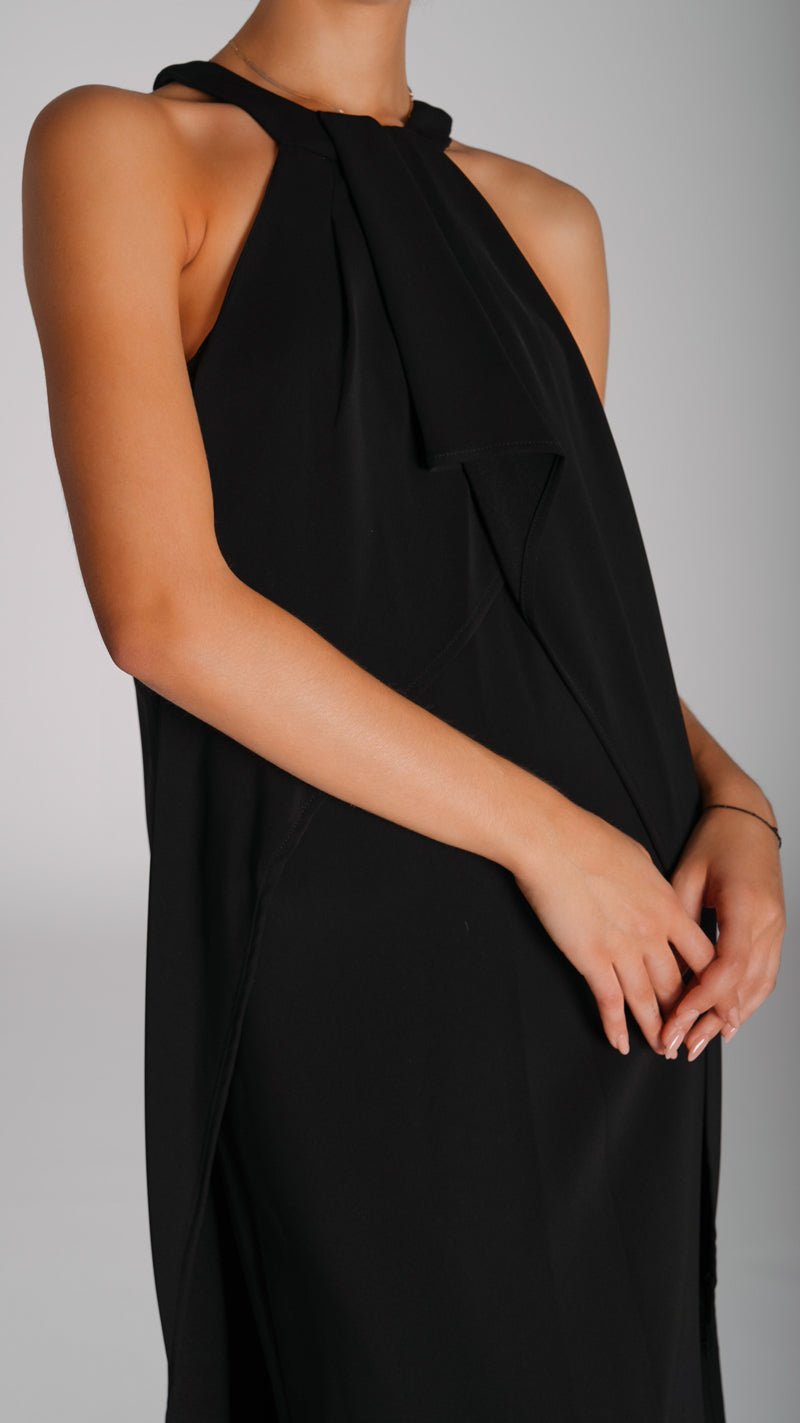 Classic night dress with a train - WaedLine