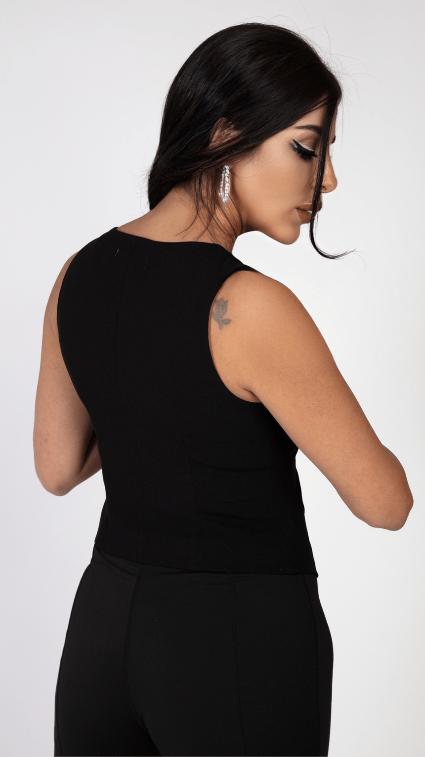 Classic Short Black Vest - WaedLine
