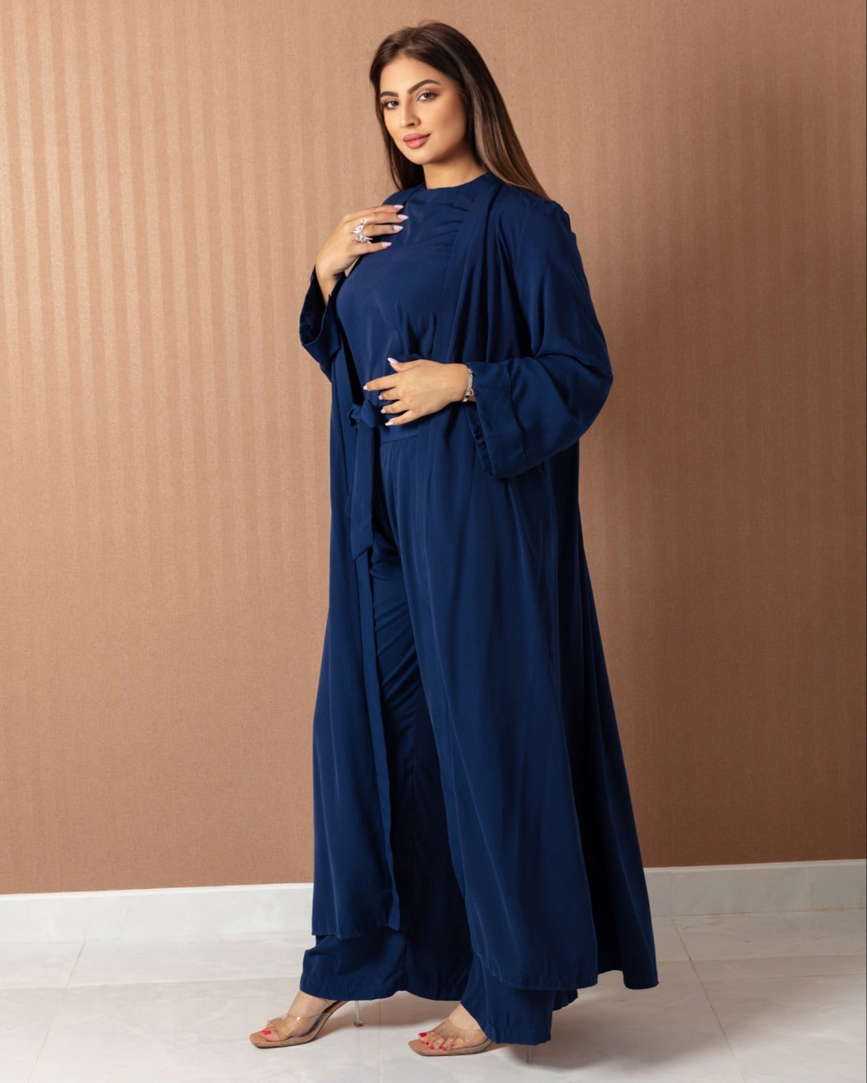 Elegant Chic Abaya - 3 Pieces - WaedLine