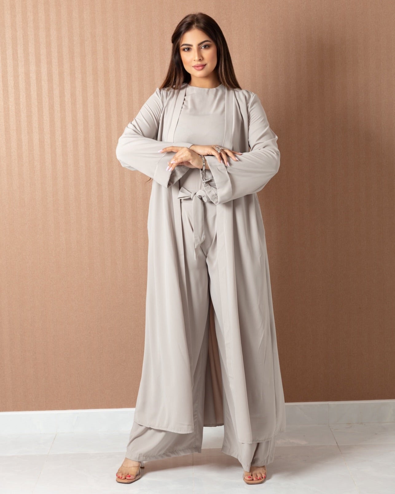 Elegant Chic Abaya - 3 Pieces - WaedLine