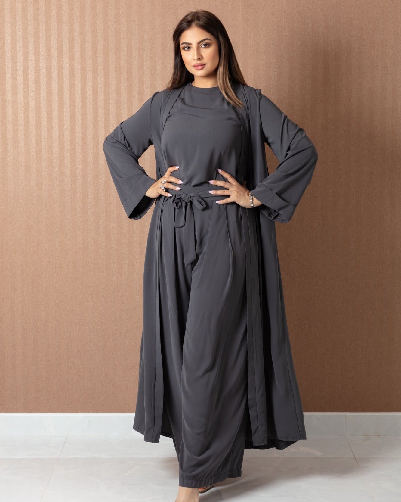 Elegant Chic Abaya - 3 Pieces - WaedLine