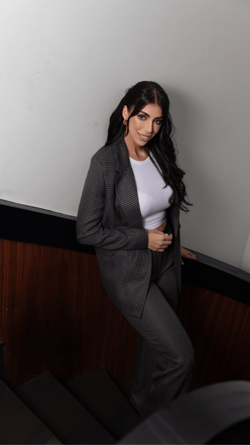 Elegant Plaid Suit - WaedLine
