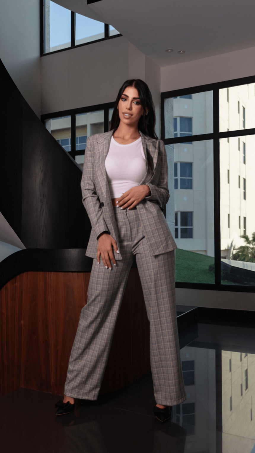 Elegant Plaid Suit - WaedLine