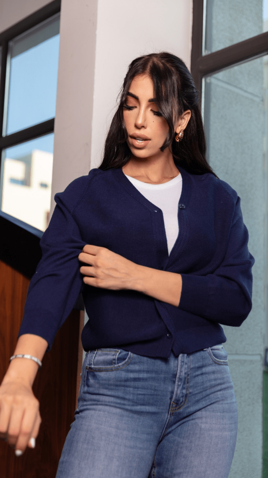 Elegant Warmth Cardigan - WaedLine