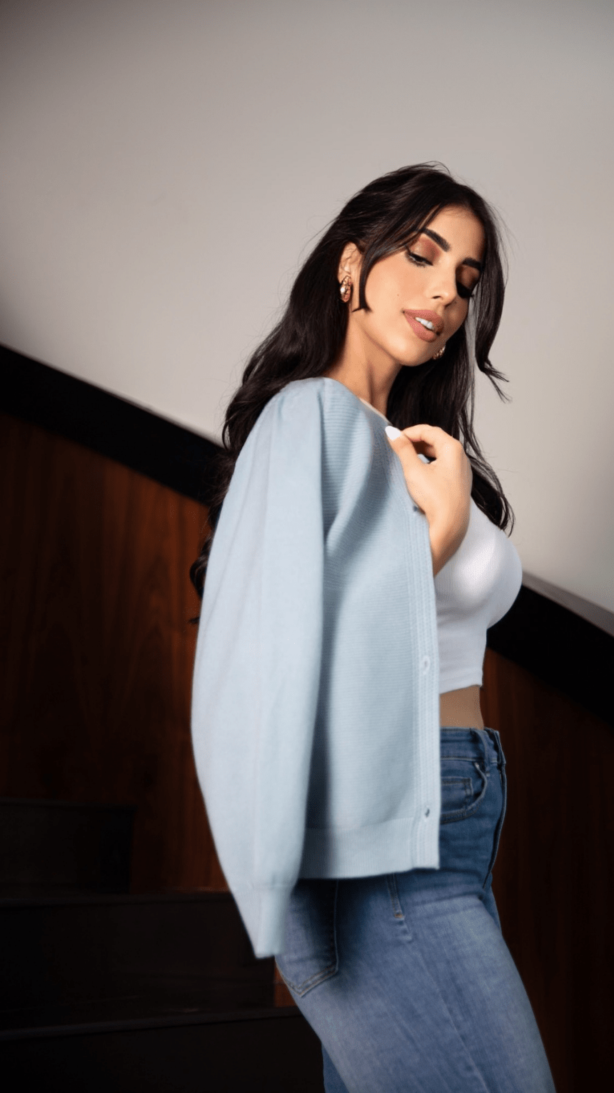 Elegant Warmth Cardigan - WaedLine