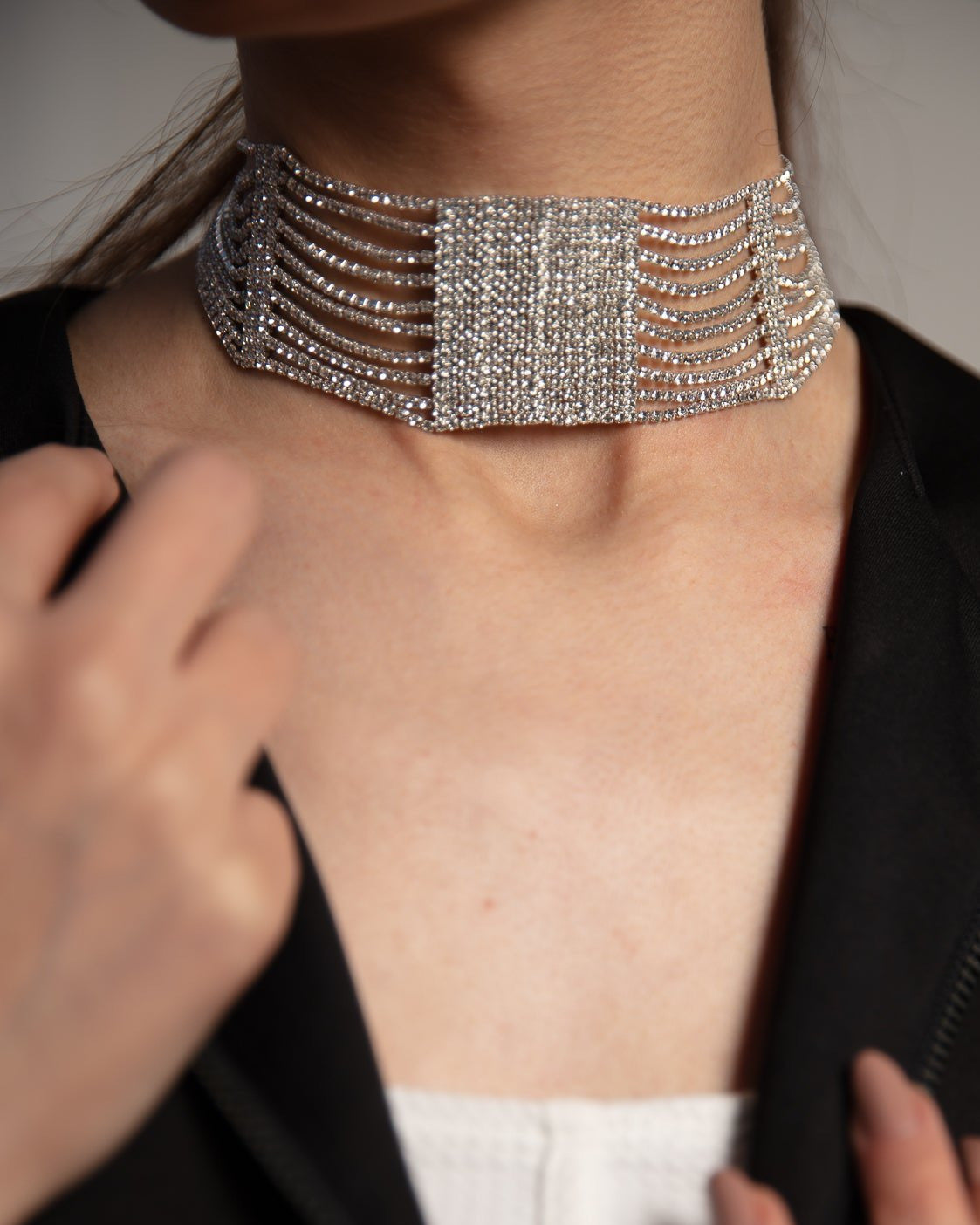 Gleaming Neckband Chocker - WaedLine