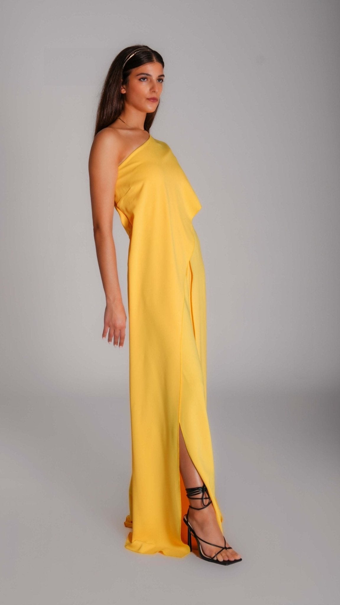 Harper Ivory One Shoulder Jumpsuit - WaedLine