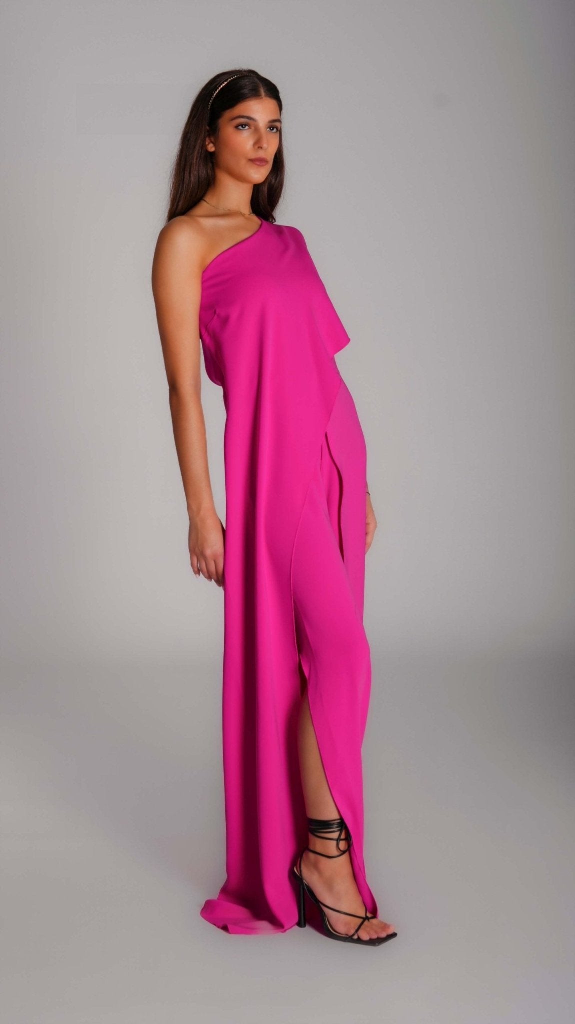 Harper Ivory One Shoulder Jumpsuit - WaedLine