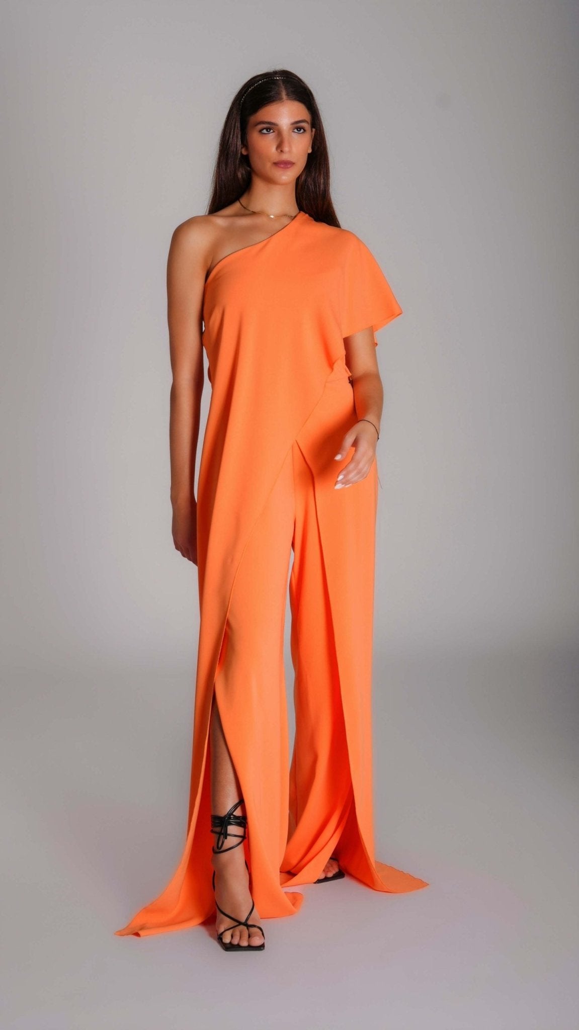 Harper Ivory One Shoulder Jumpsuit - WaedLine