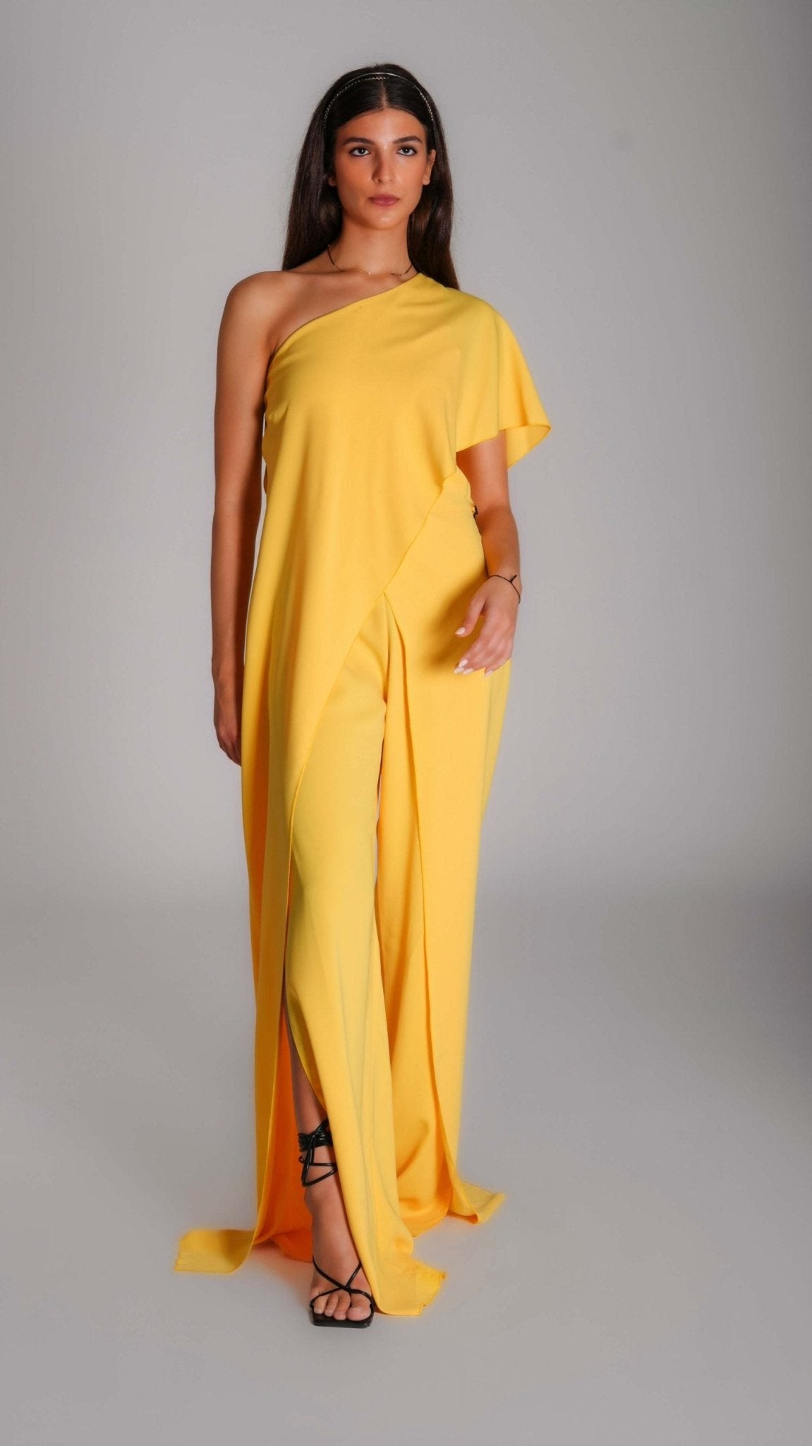 Harper Ivory One Shoulder Jumpsuit - WaedLine