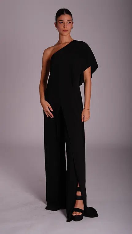 Harper Ivory One Shoulder Jumpsuit - WaedLine