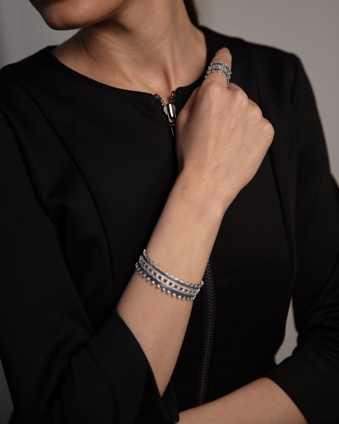 Luxury Bold Bangle Cuff & Ring Set - WaedLine