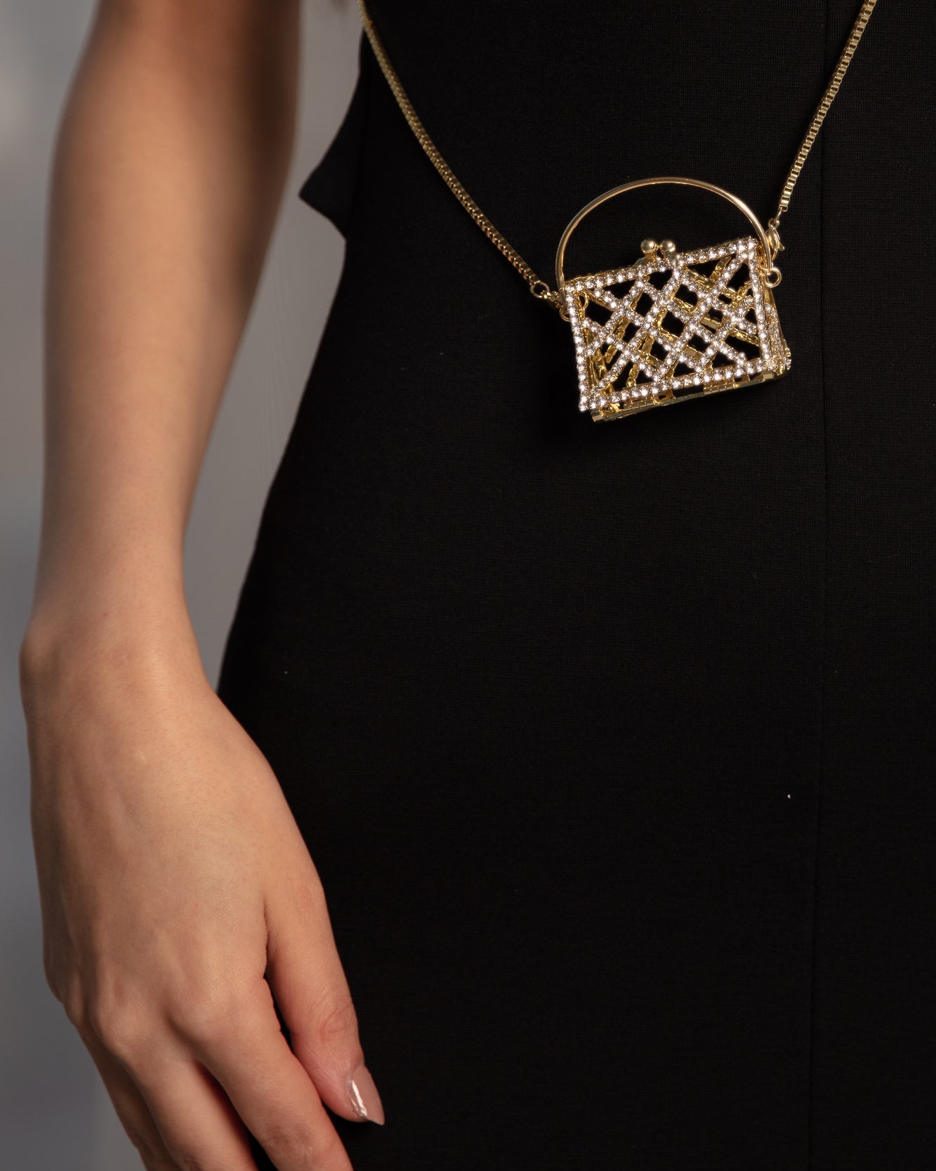Mini Earphone Lipstick Chain Crossbody Bag - WaedLine
