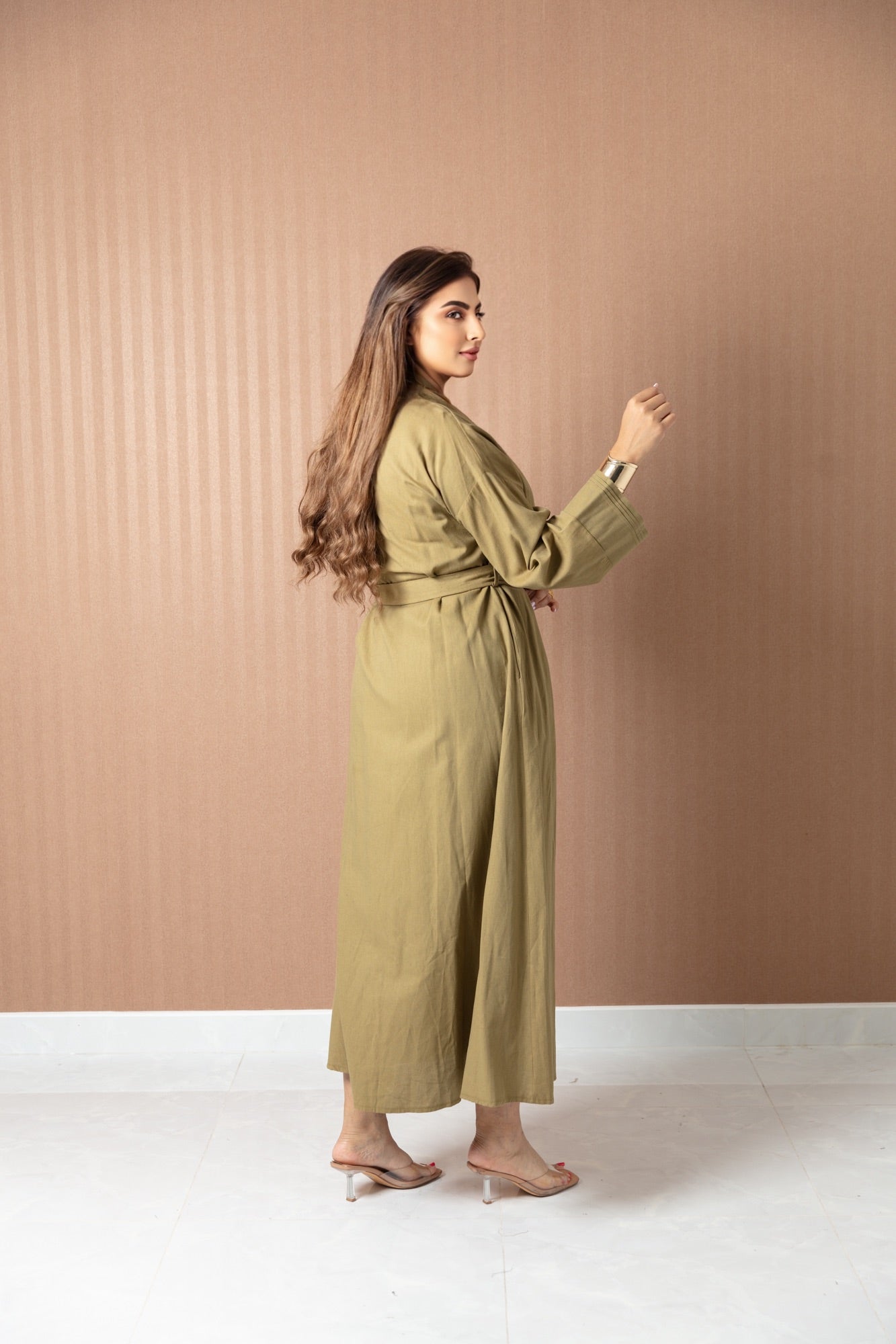 Modern Elegance Abaya with Belt - WaedLine