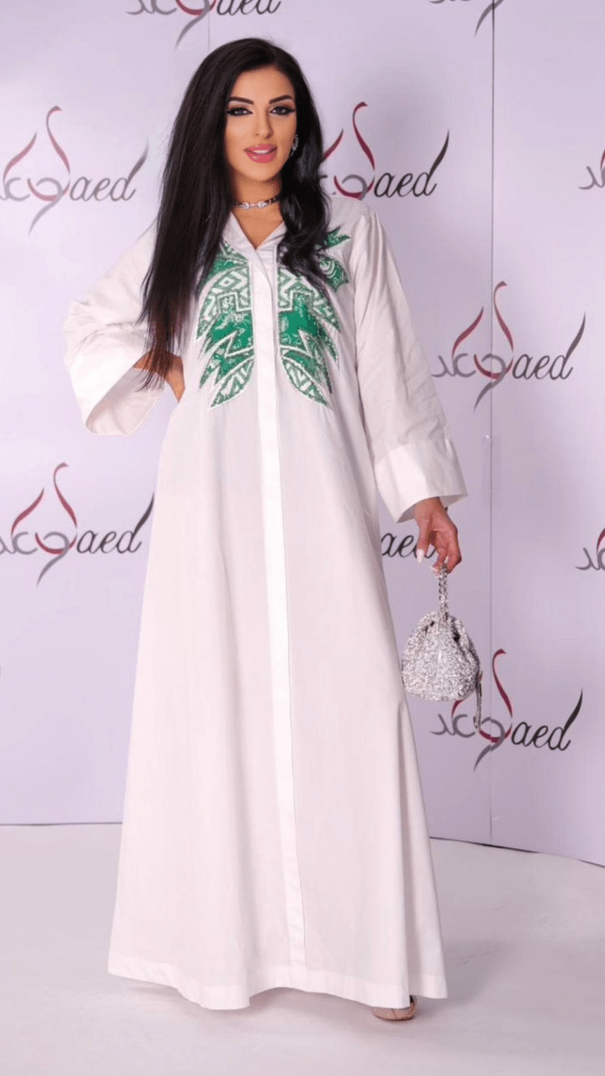 Pure Petal White Jalabiya - Leaf Embroidery - WaedLine