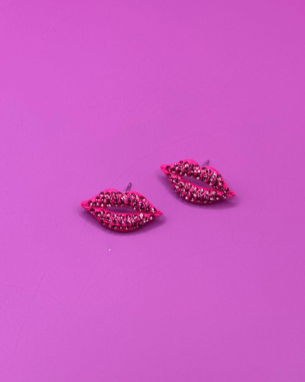 Red/Pink Lips Earrings - WaedLine