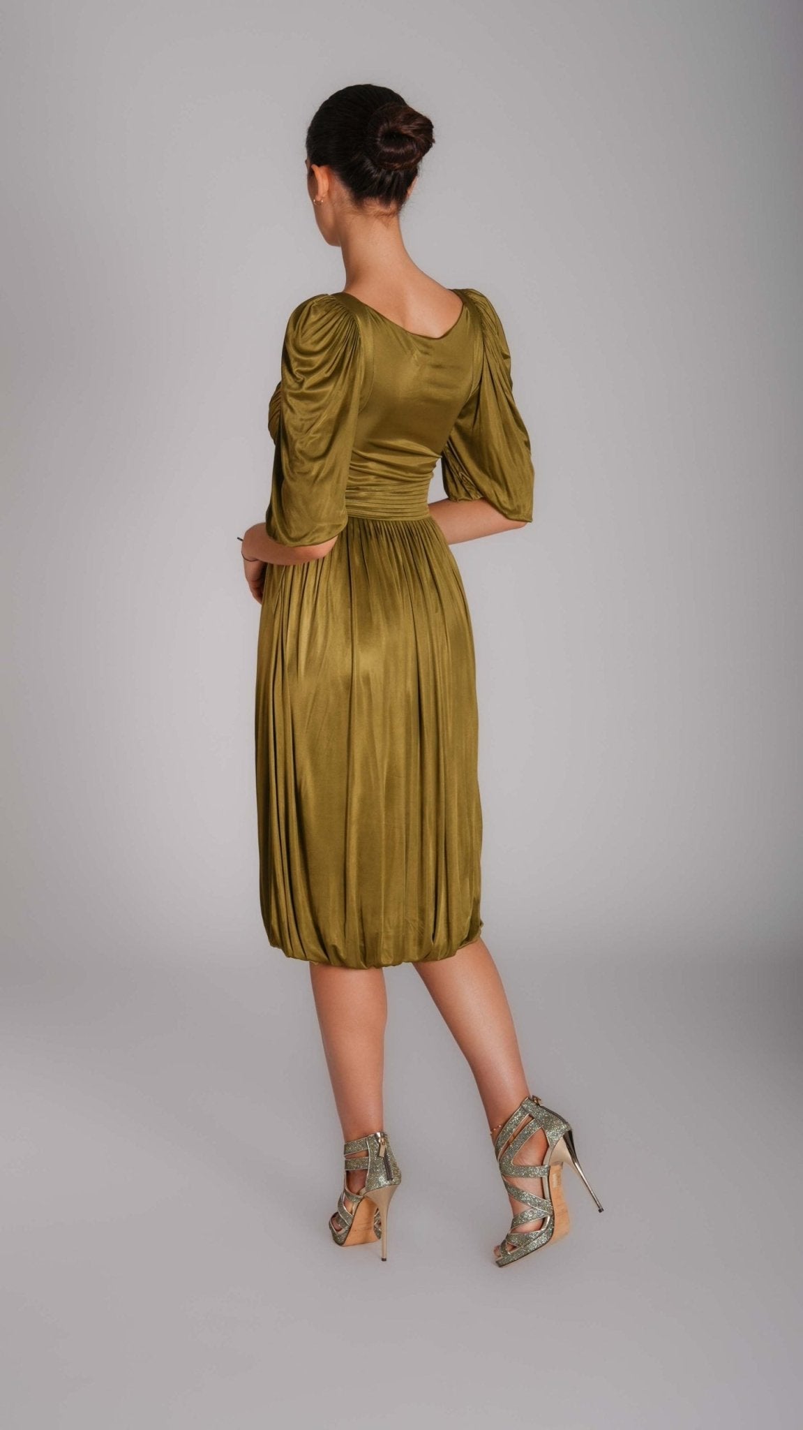 Romanian crossed med dress - WaedLine