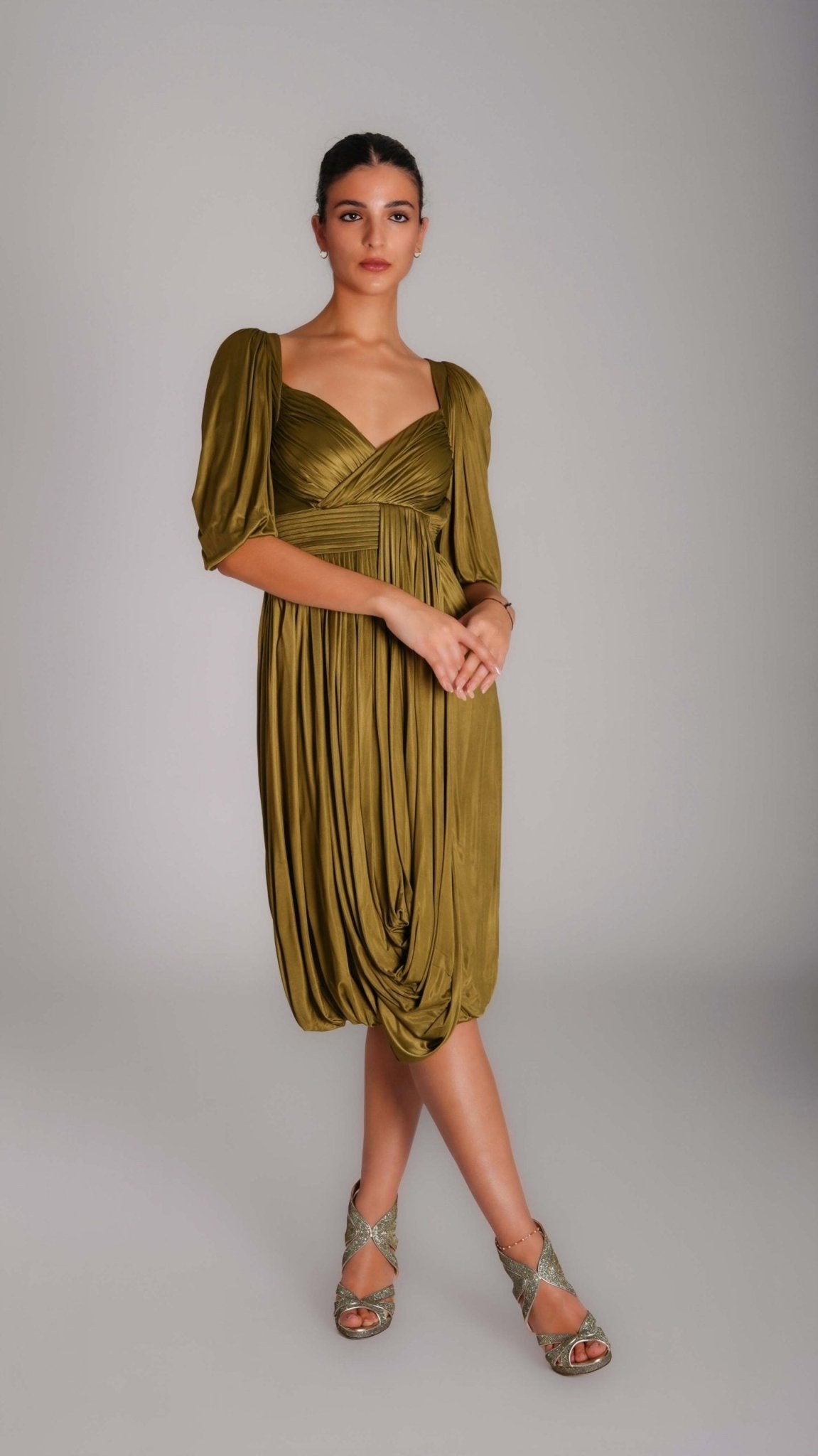 Romanian crossed med dress - WaedLine