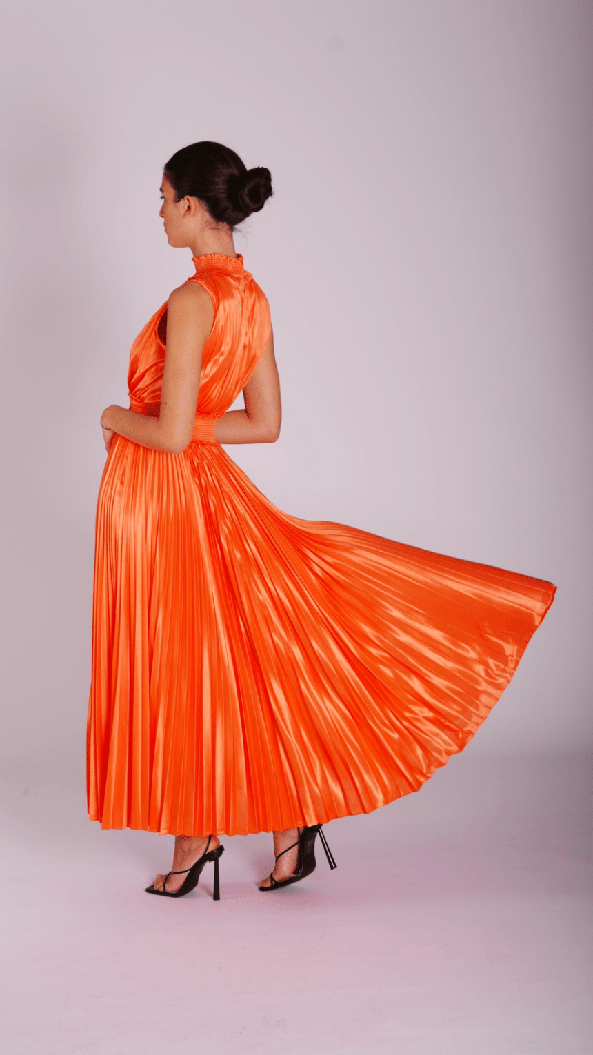 Shiny Classic Flair Pleated Halter - Neck Dress - WaedLine