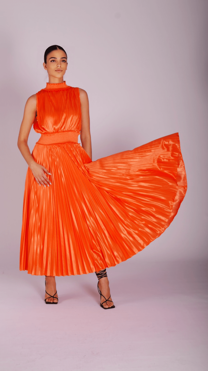 Shiny Classic Flair Pleated Halter - Neck Dress - WaedLine