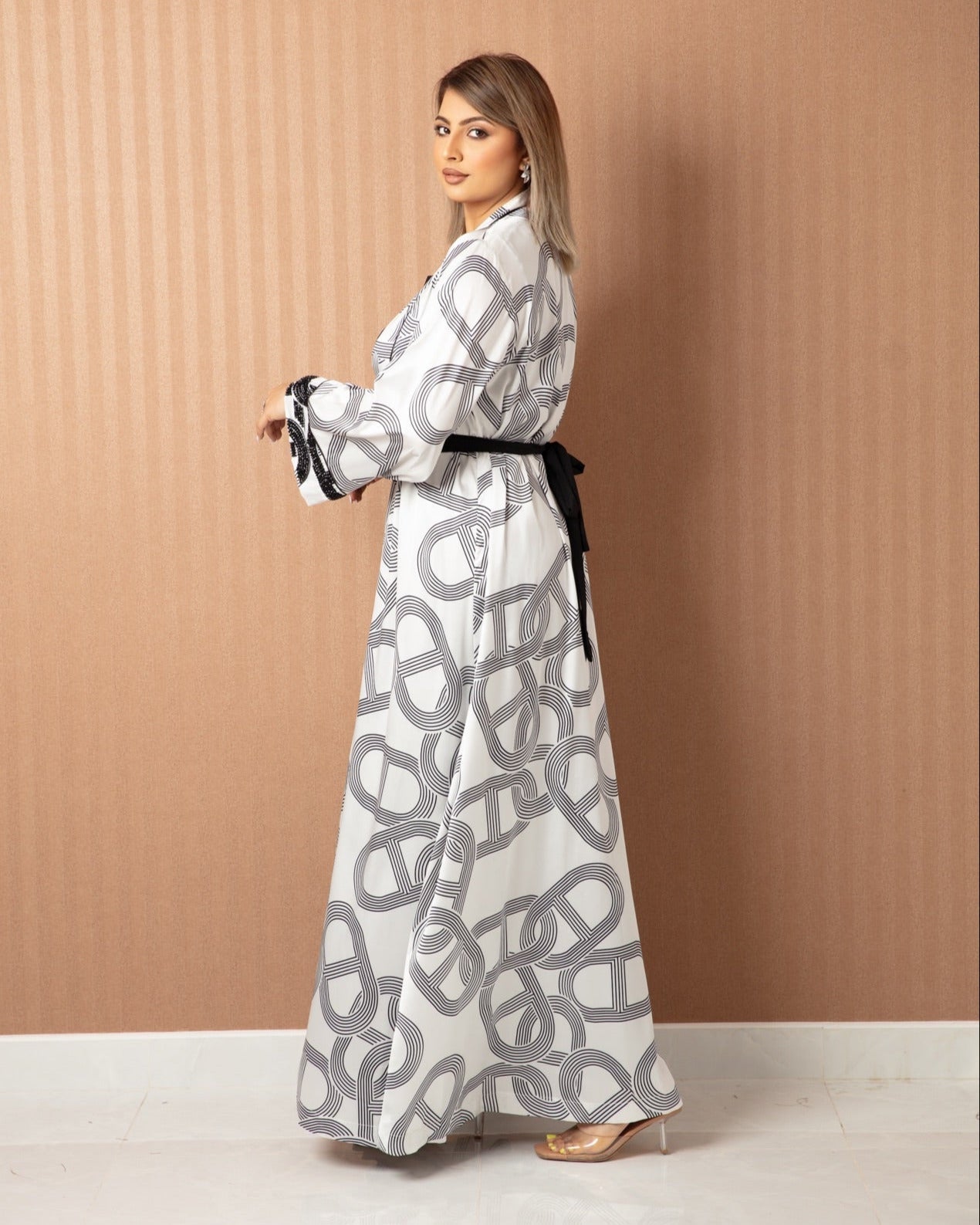 Silk Elegance Two - Piece Jalabiya - WaedLine