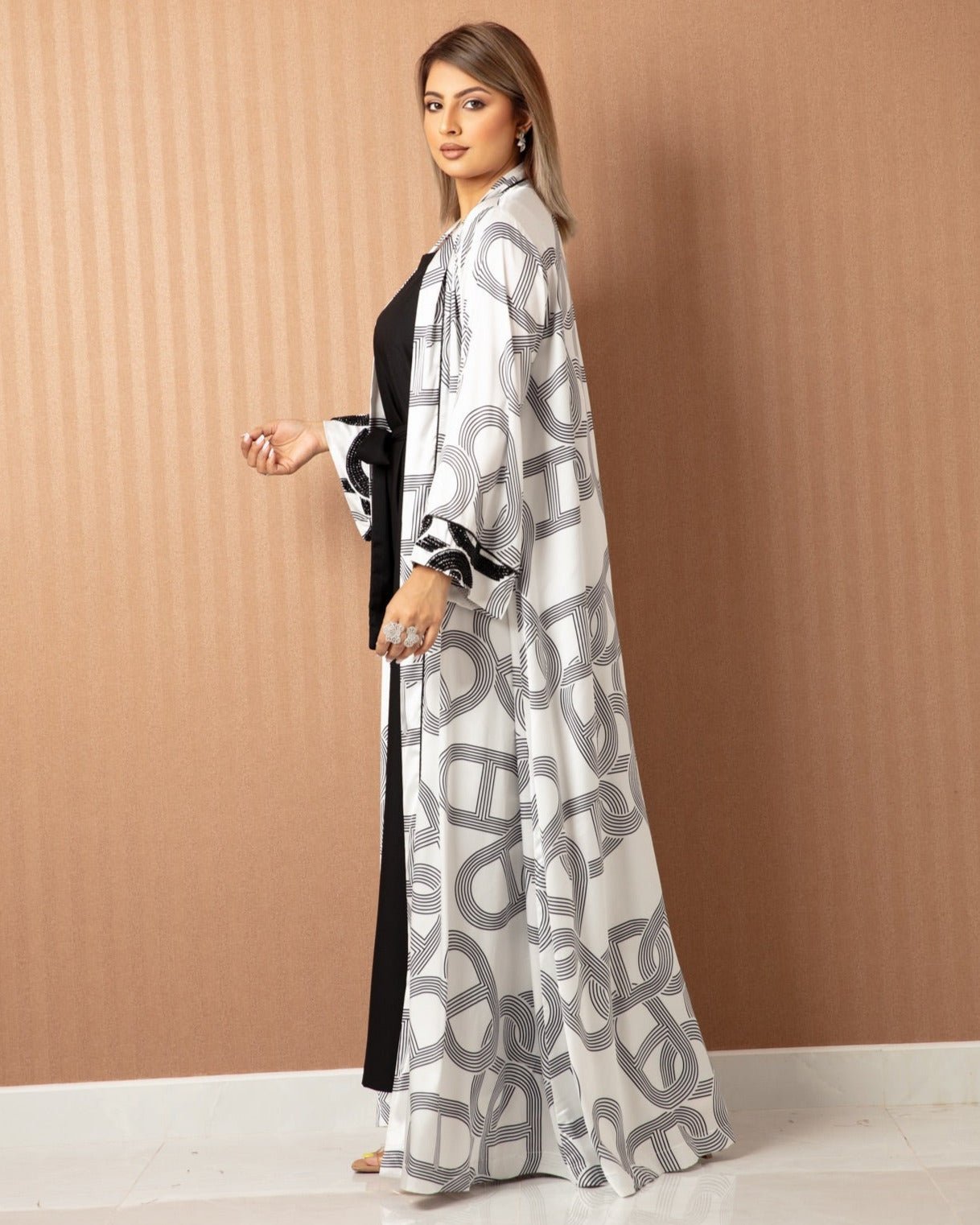 Silk Elegance Two - Piece Jalabiya - WaedLine