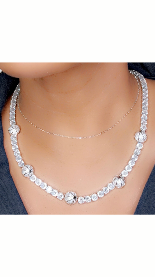 Sparkling Halo Cubic Necklace