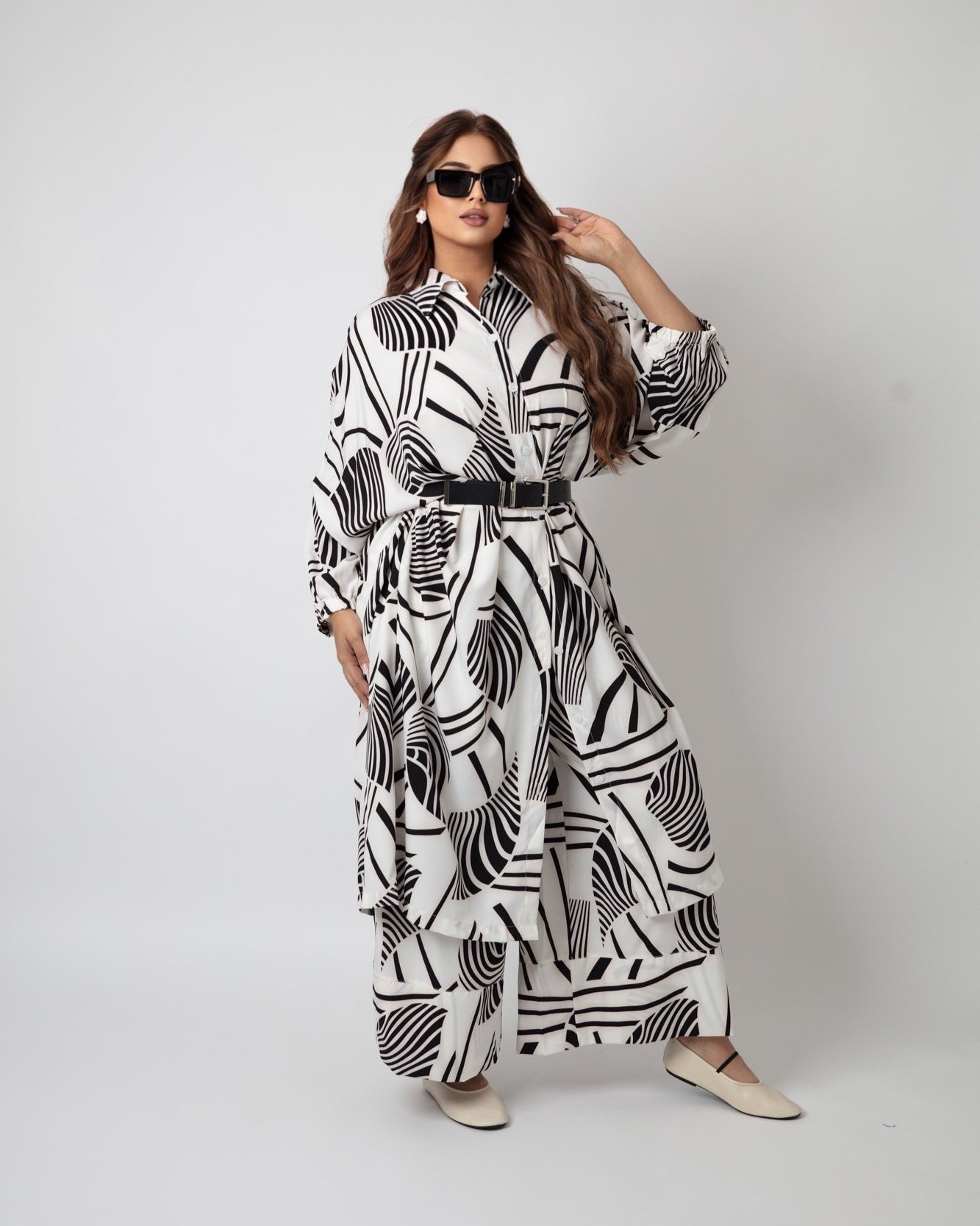 Black and white Chic Ensemble (Blouse and Pant) - WaedLine